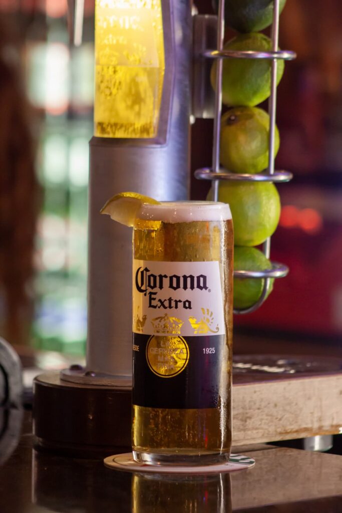 Corona feita com limonada