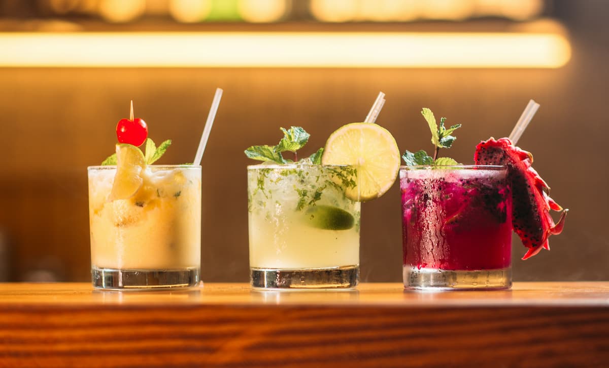 Drinks zero álcool conquista geração Z e movimenta o Ticket Médio